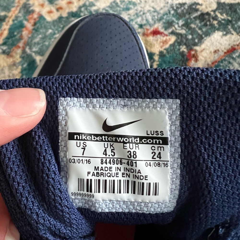 Nike Basketball Sneakers - Picture 8 of 8